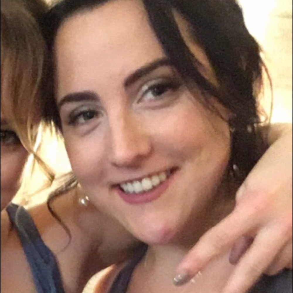 Meet your Posher, Carrie